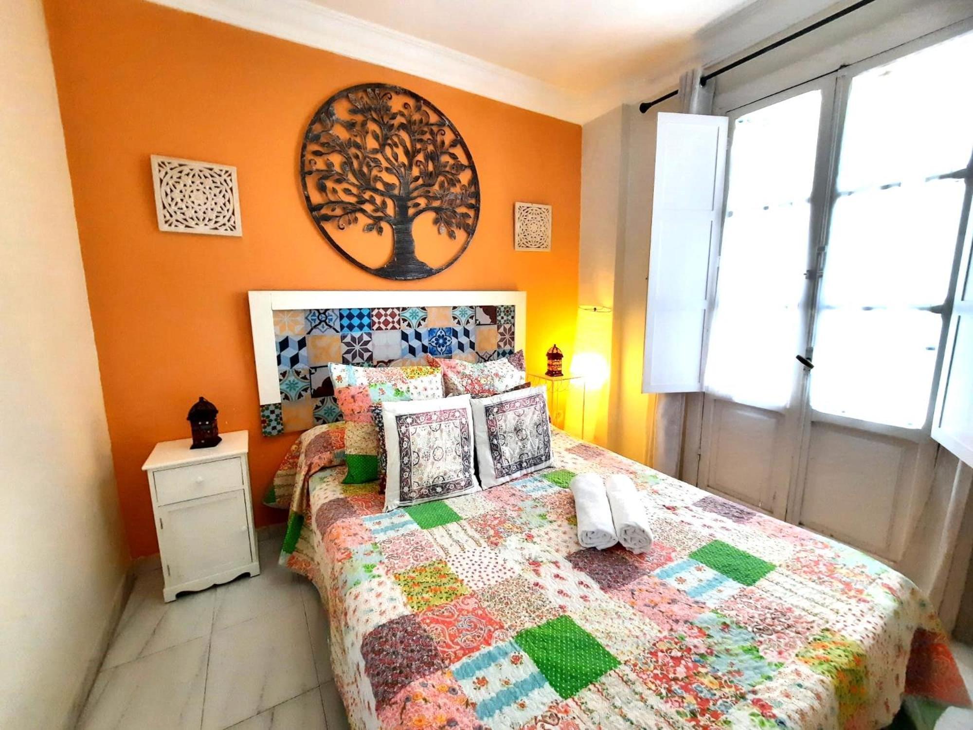 Budget And Cute Rooms With Balcony Sevilla Center Sevilha Exterior foto